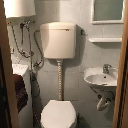 Center * 波德戈里察